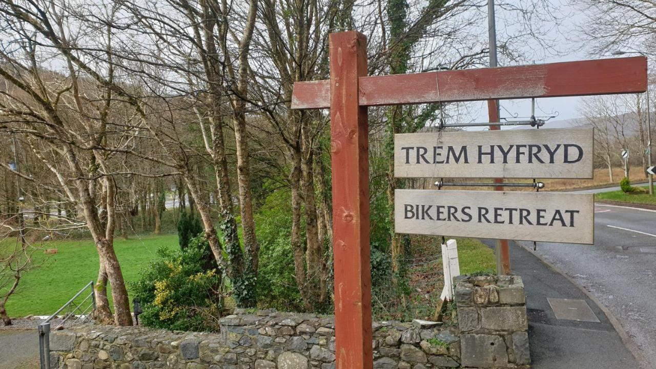 Trem Hyfryd B&B Долгеллау Экстерьер фото
